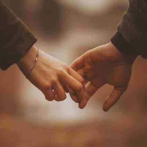 عشق واسه من یعنی اسمت یعنی حست ریمیکس عشق واسه من یعنی اسمت یعنی حست ریمیکس